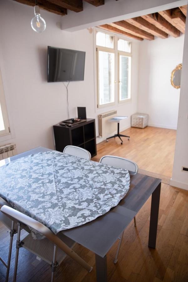 San Maurizio Apartment Венеція Екстер'єр фото